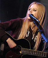 Avril Lavigne Live Concert /   